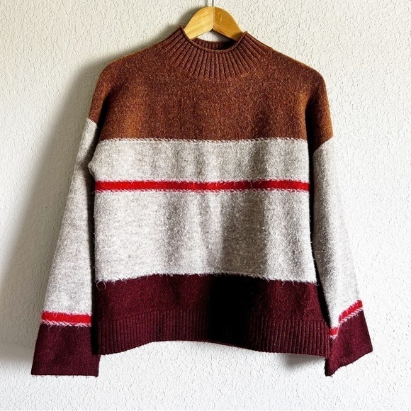 Universal Thread Striped Mock Turtleneck Wide Sleeve Sweater - Picture 1 of 13